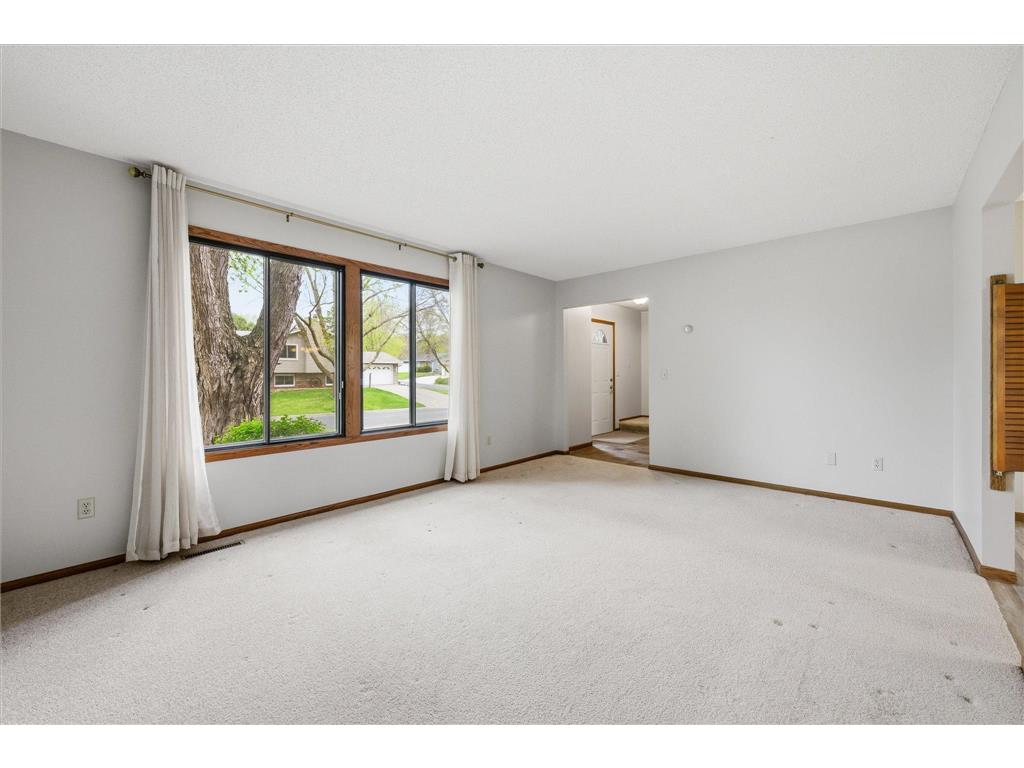 513 Laredo Lane Chanhassen MN 55317 7063097 image6