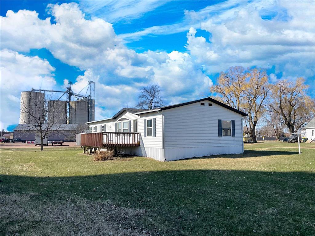 513 N Main Street Sanborn MN 56083 6700290 image42