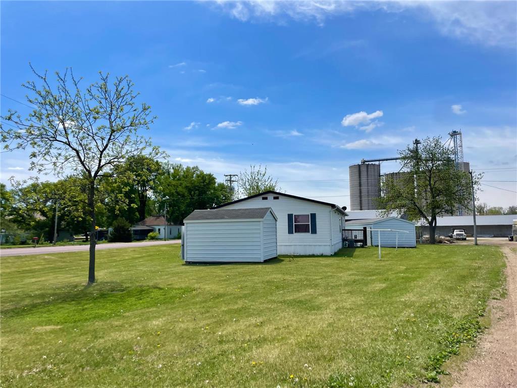 513 N Main Street Sanborn MN 56083 7076976 image2