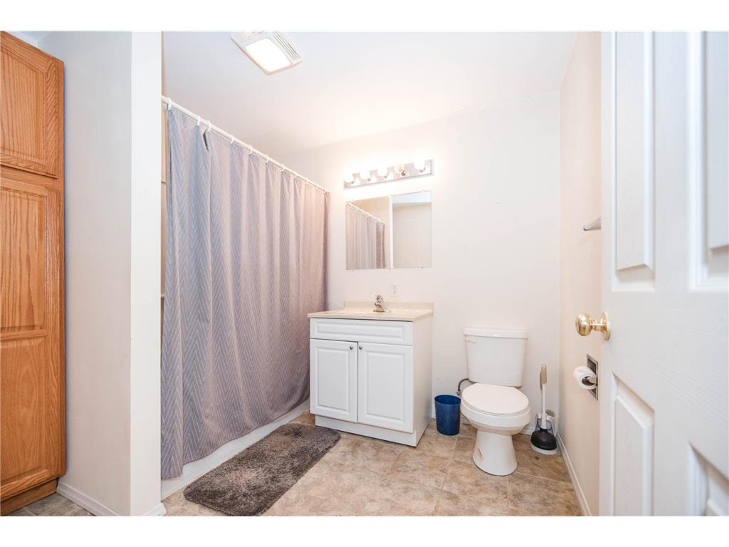 513 North Street E Detroit Lakes MN 56501 7037858 image28