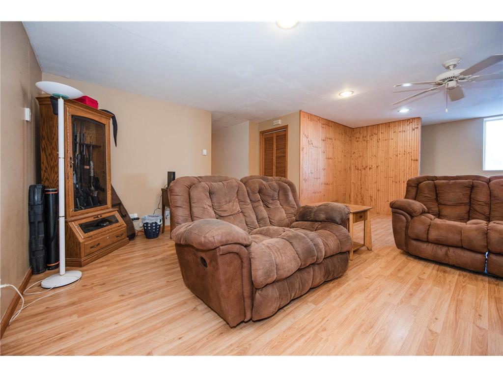 513 North Street E Detroit Lakes MN 56501 7037858 image37
