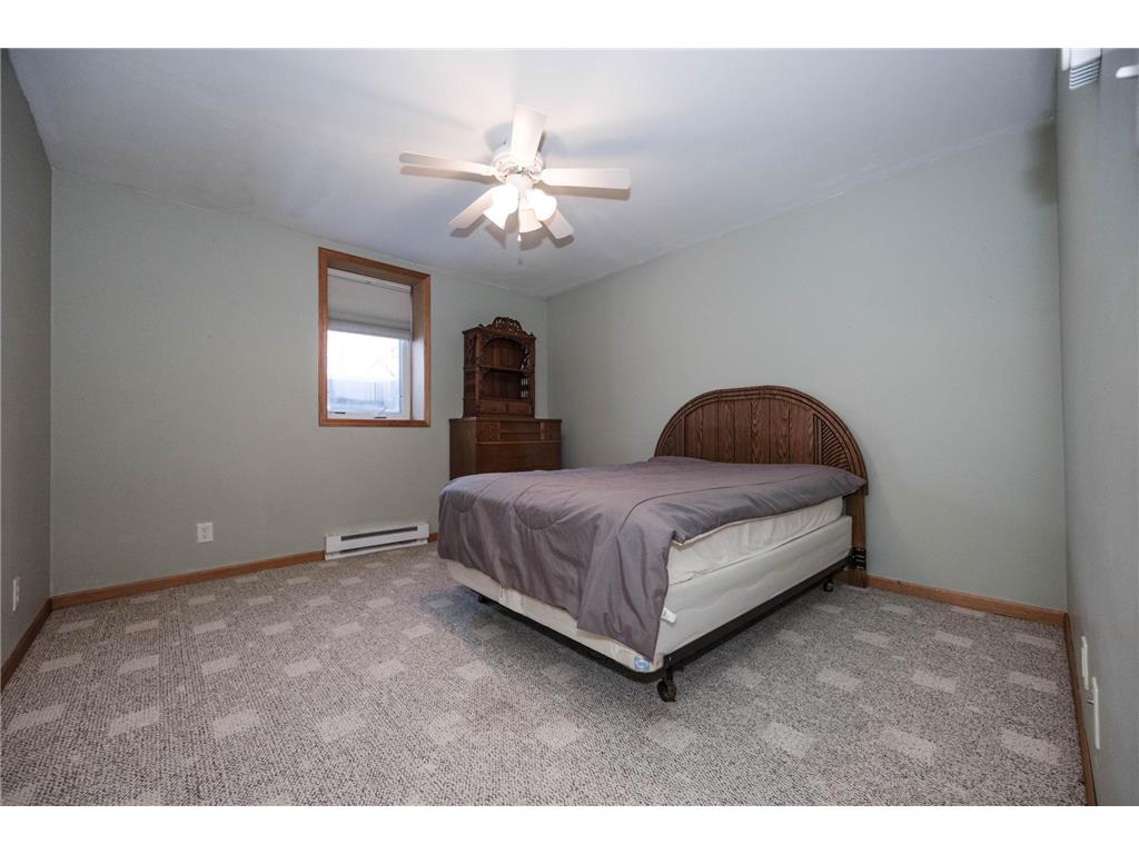 513 North Street E Detroit Lakes MN 56501 7037858 image40