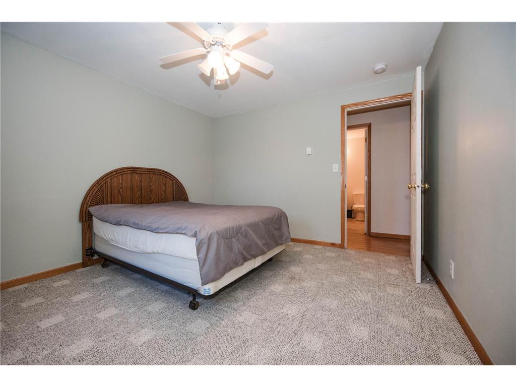 513 North Street E Detroit Lakes MN 56501 7037858 image41