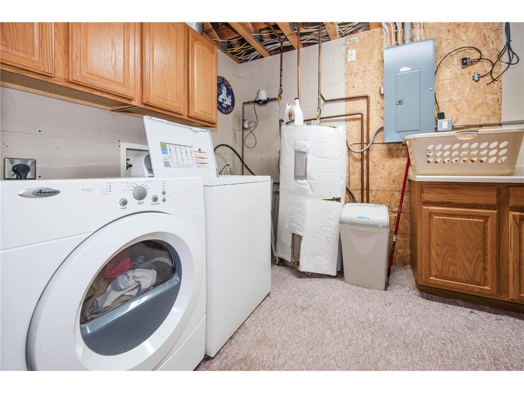 513 North Street E Detroit Lakes MN 56501 7037858 image47