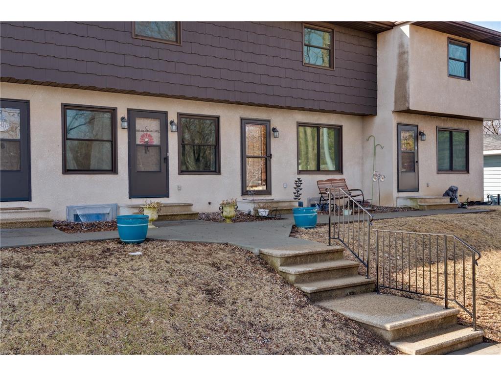 513 S 7th Street #D La Crescent MN 55947 6693663 image1