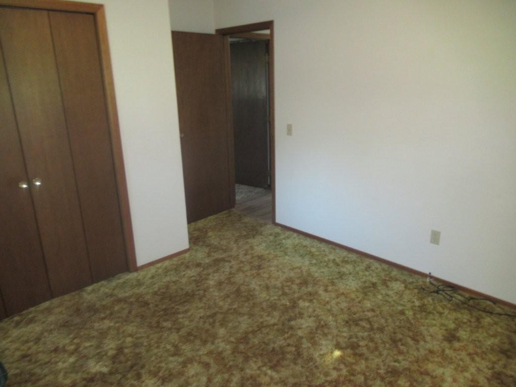 513 S Elizabeth Avenue Hills MN 56138 7086225 image11
