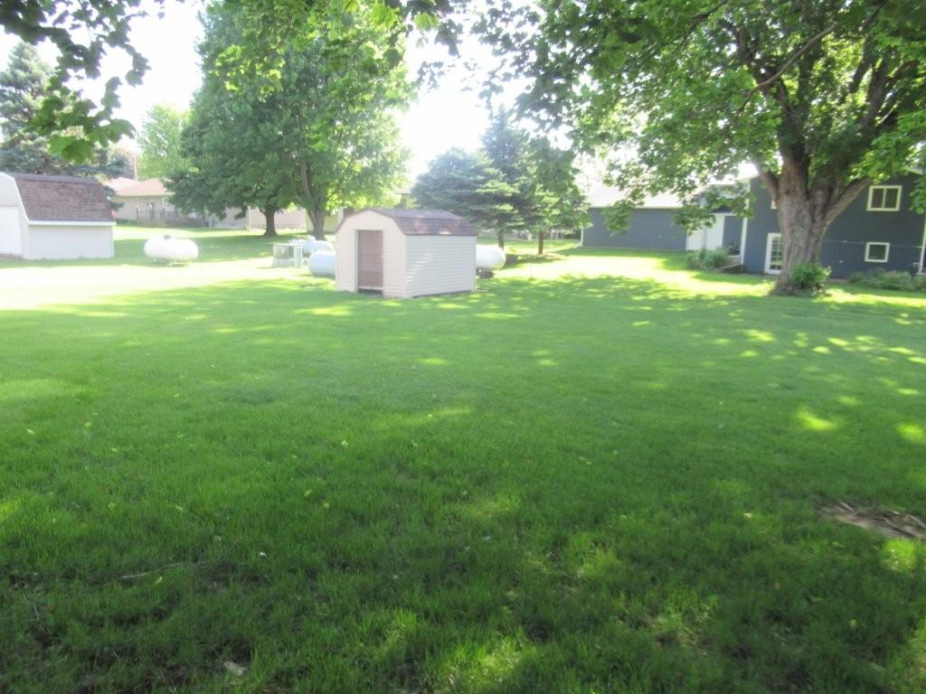 513 S Elizabeth Avenue Hills MN 56138 7086225 image3