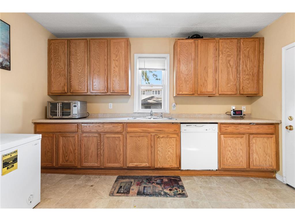 513 Van Buren Avenue Saint Paul MN 55103 7089609 image9