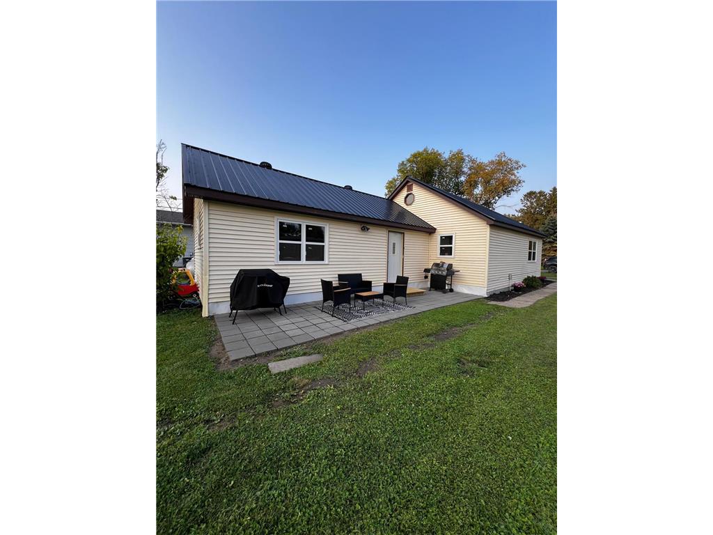 513 Water Avenue N Saint Hilaire MN 56754 6716594 image1