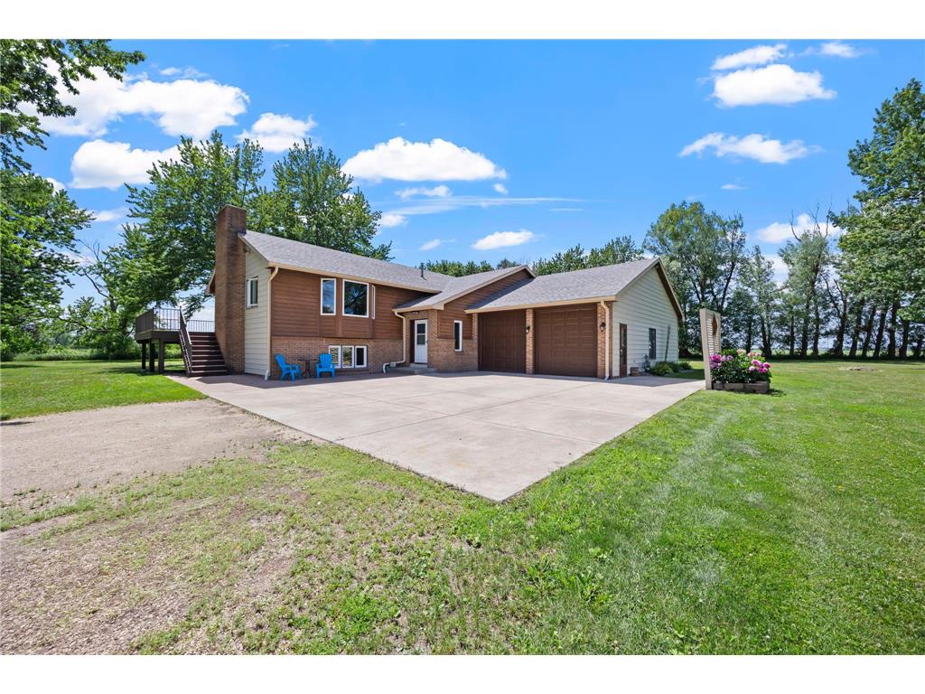 5130 220th Street W Eureka Twp MN 55024 7102201 image1