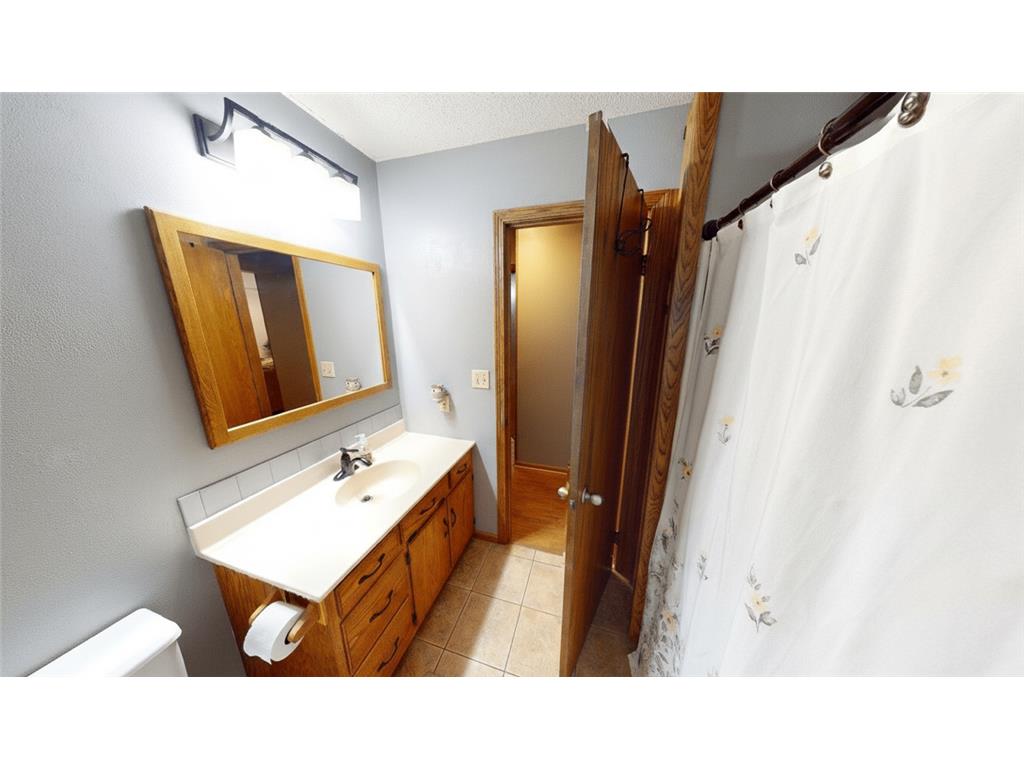 5134 E Eagle Lake Road Willmar MN 56201 - Eagle 6815995 image16