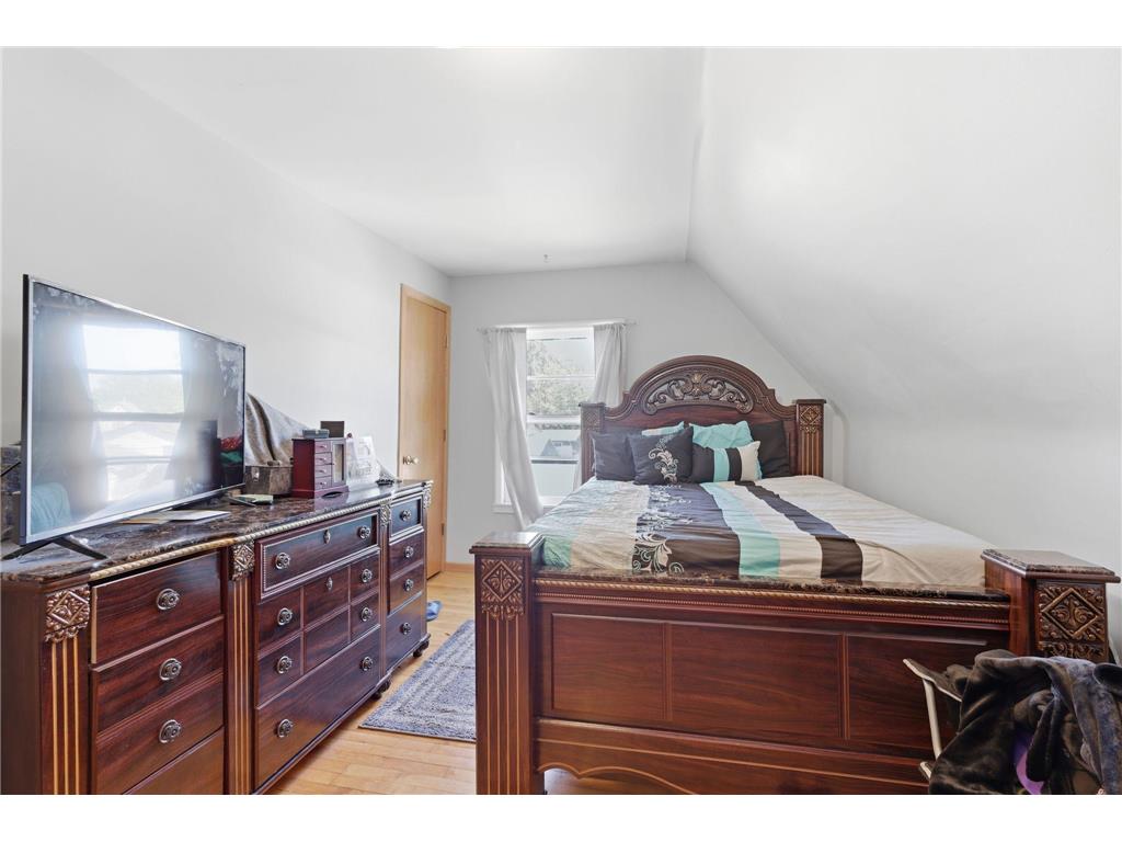 5135 N 6th Street Minneapolis MN 55430 7081232 image2