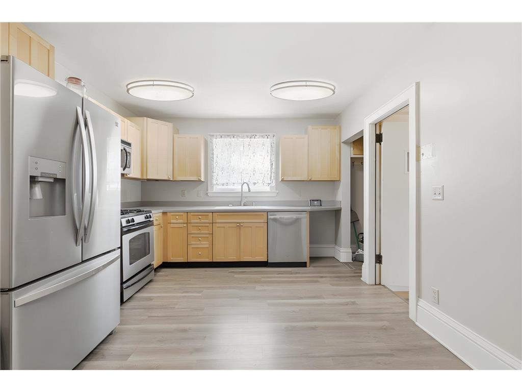 5135 N 6th Street Minneapolis MN 55430 7081232 image8