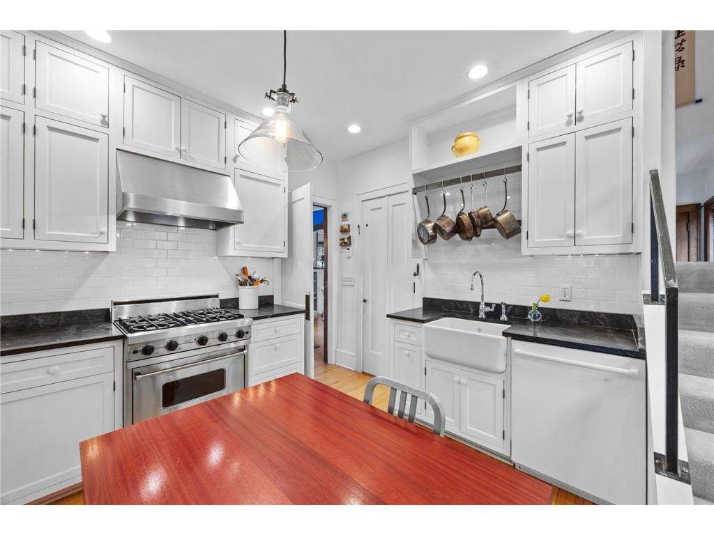 5137 Colfax Avenue S Minneapolis MN 55419 7059004 image20