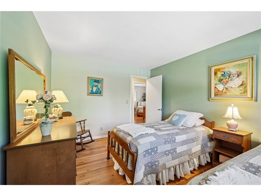 5137 Duggan Plaza Edina MN 55439 7073801 image32