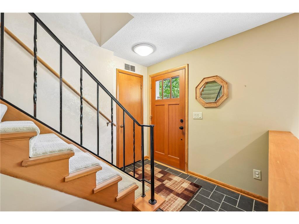 5137 Duggan Plaza Edina MN 55439 7073801 image5