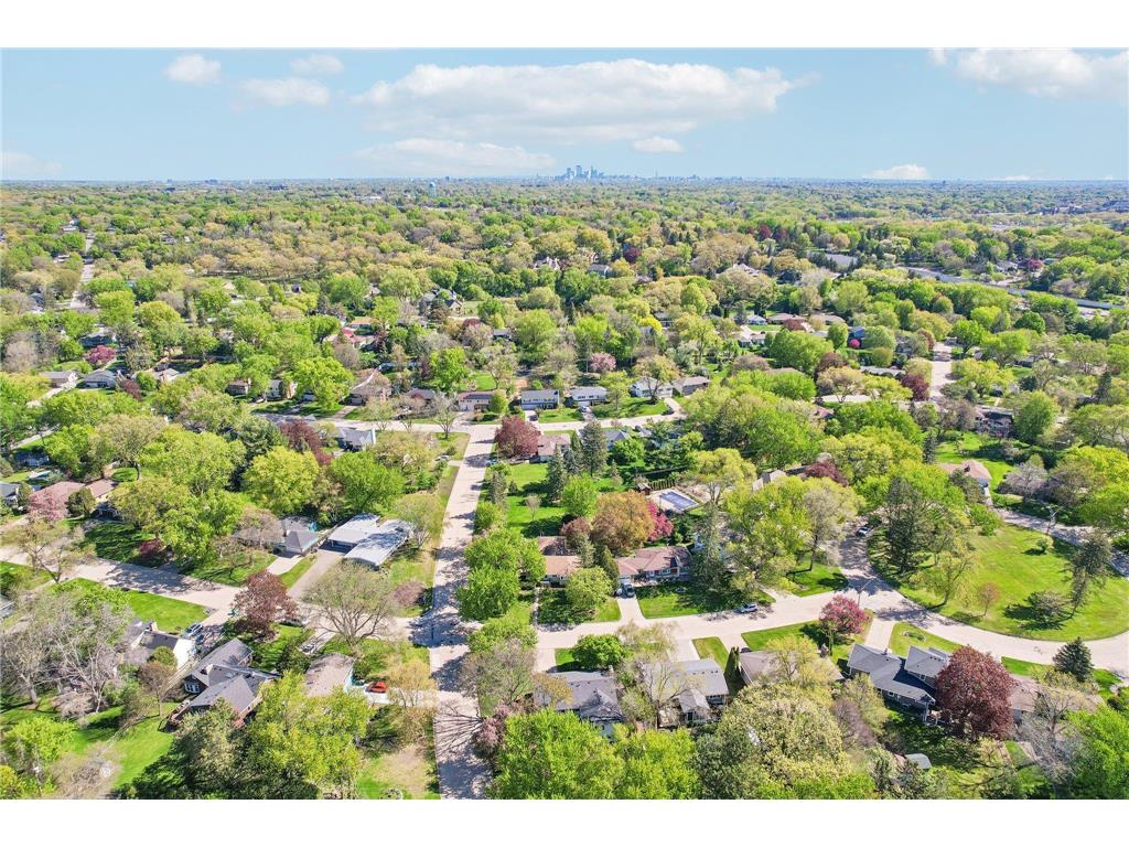 5137 Duggan Plaza Edina MN 55439 7073801 image67