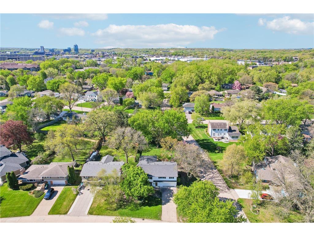 5137 Duggan Plaza Edina MN 55439 7073801 image70