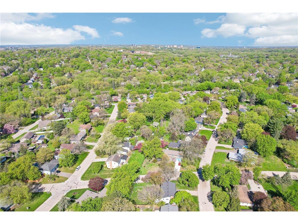 5137 Duggan Plaza Edina MN 55439 7073801 image72
