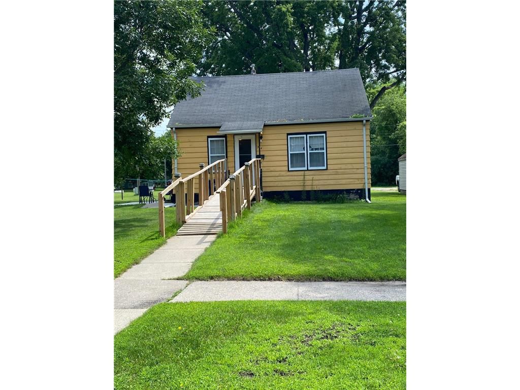 514 10th Street N Benson MN 56215 6569913 image1