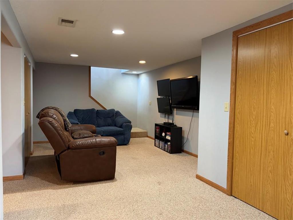514 2nd Street NW Menahga MN 56464 7080647 image4