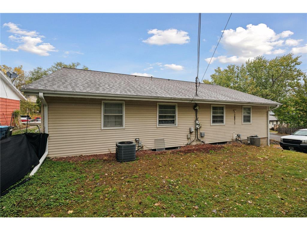 514-516 Sunnyside Lane Hopkins MN 55343 6804461 image28