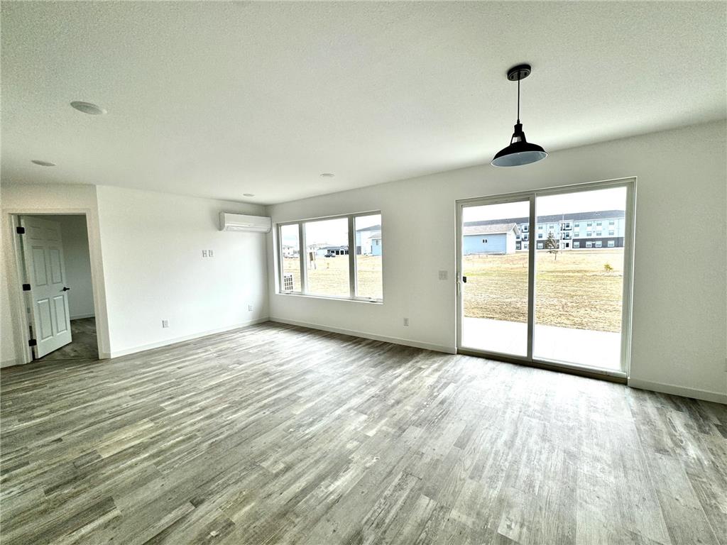 514 Garfield Street SE Warroad MN 56763 6680398 image7