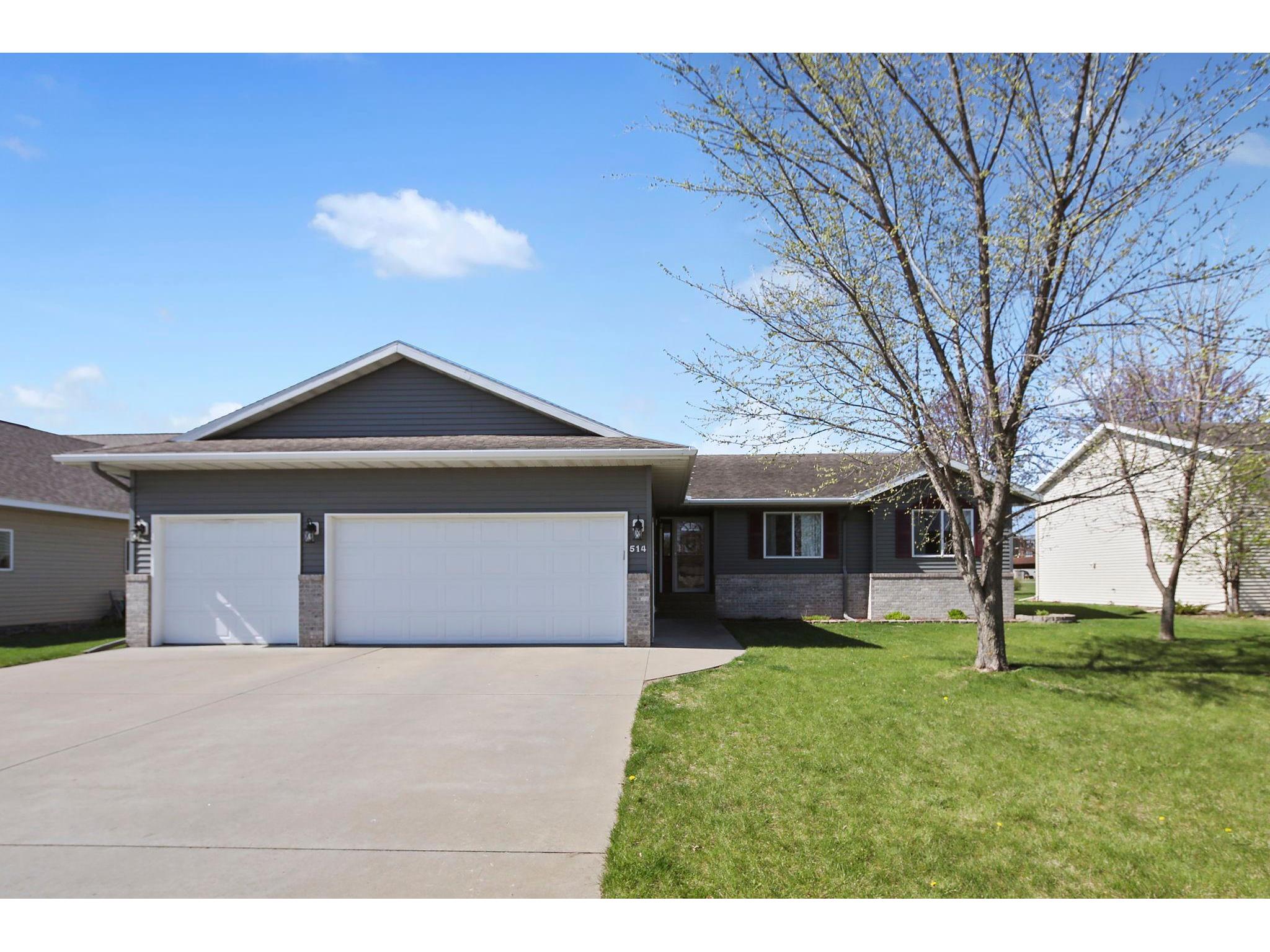 514 Iris Lane NE, Saint Joseph, MN 56374 MLS 5770048 Edina Realty