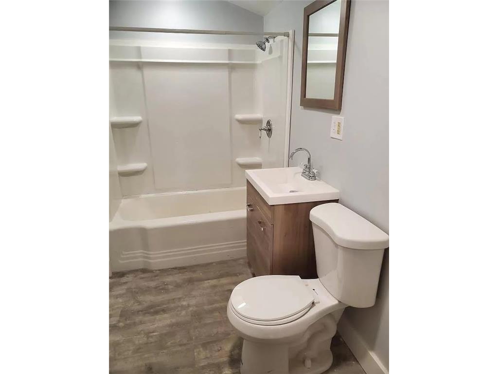 514 Main Street E New Prague MN 56071 7082202 image31