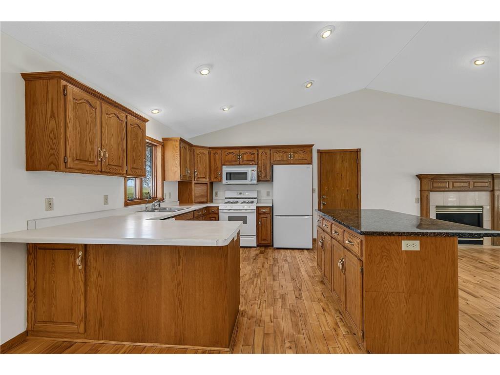 514 Main Street E Richmond MN 56368 7070454 image11