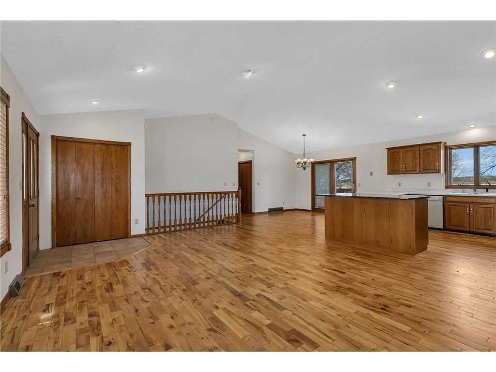 514 Main Street E Richmond MN 56368 7070454 image21