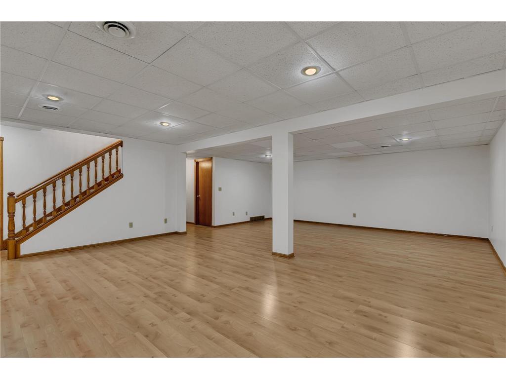 514 Main Street E Richmond MN 56368 7070454 image29