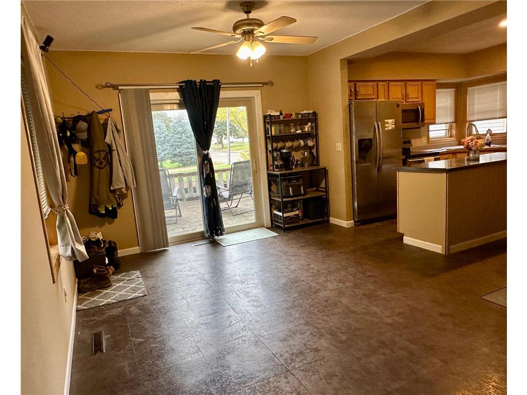 514 Saint Olaf Avenue N Canby MN 56220 7004939 image8