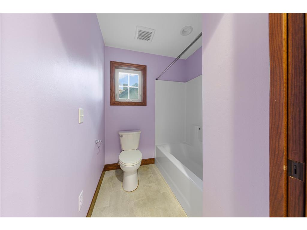 514 State Street N Waseca MN 56093 7054167 image28