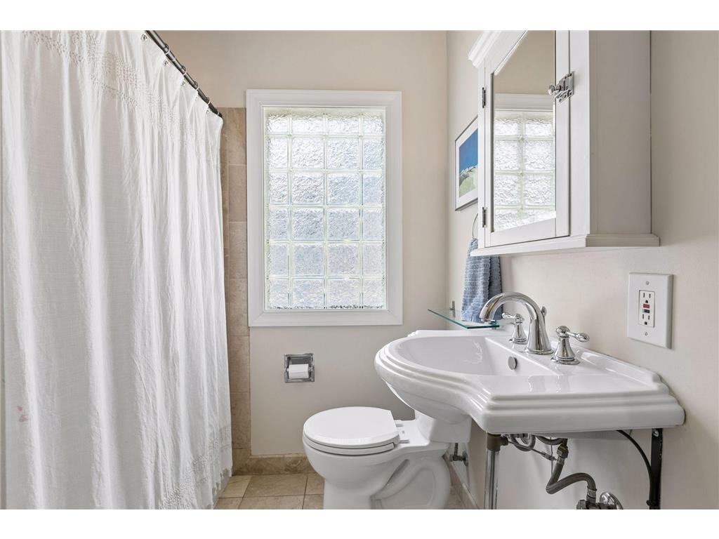 5144 Park Avenue Minneapolis MN 55417 7077774 image16