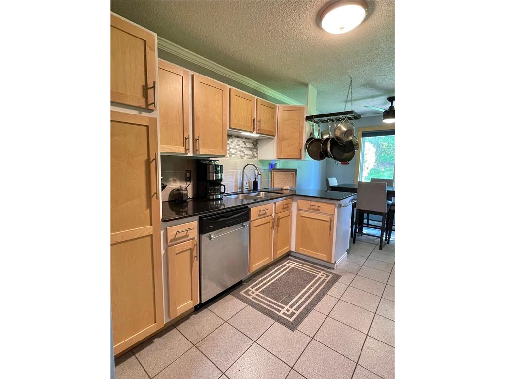 5145 Balmoral Lane #4 Bloomington MN 55437 7096455 image1