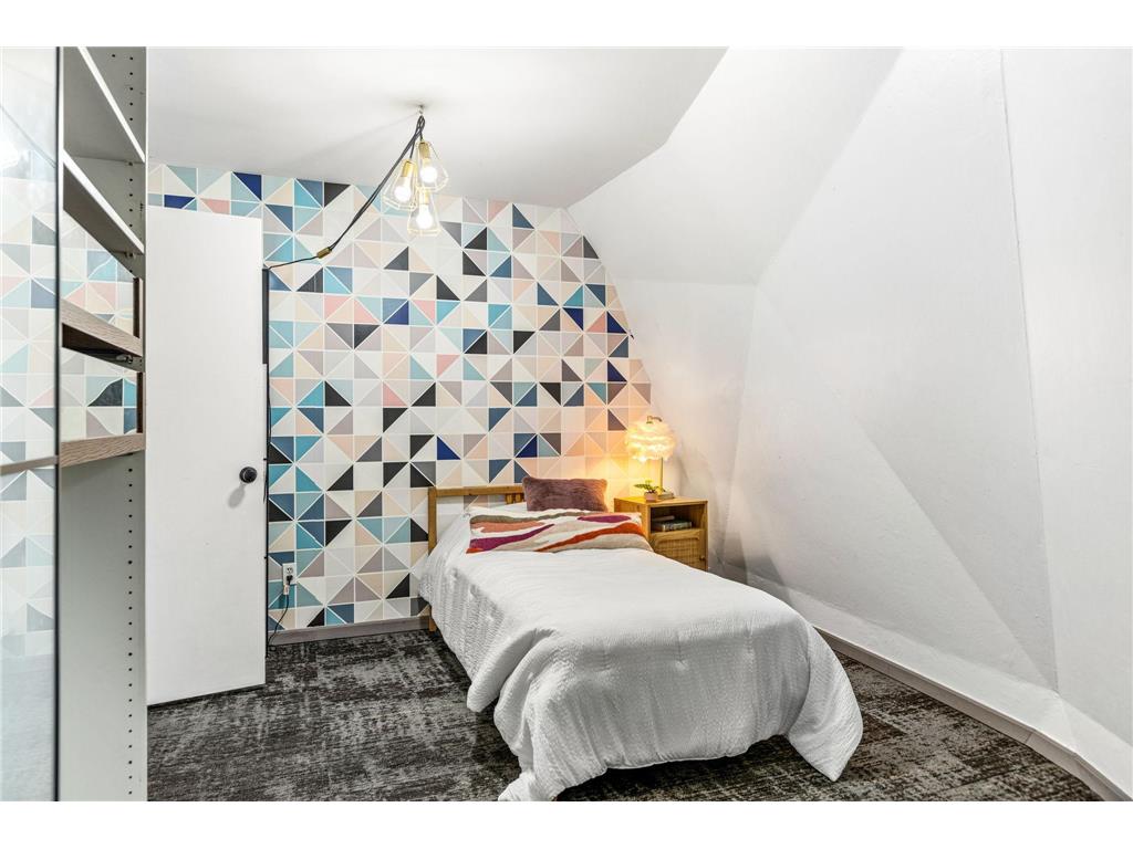 5146 Newton Avenue N Minneapolis MN 55430 6768092 image30