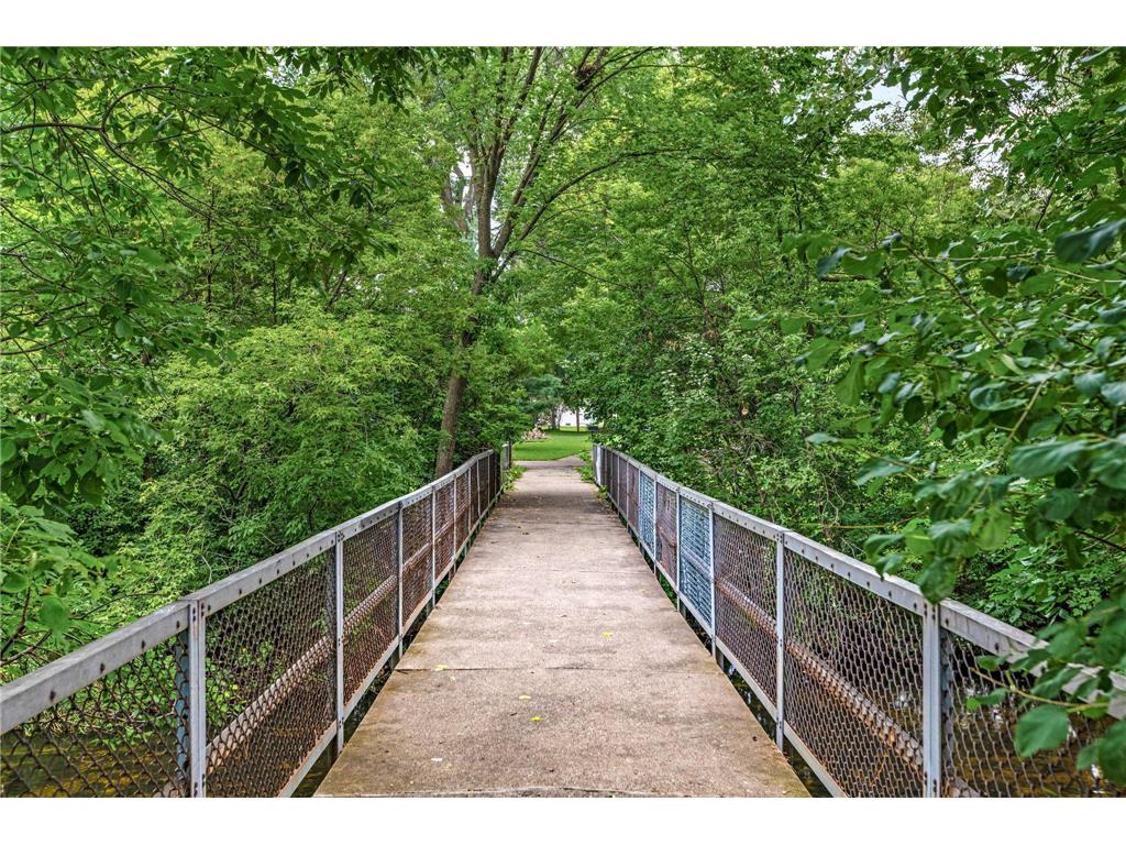 5146 Newton Avenue N Minneapolis MN 55430 6768092 image39