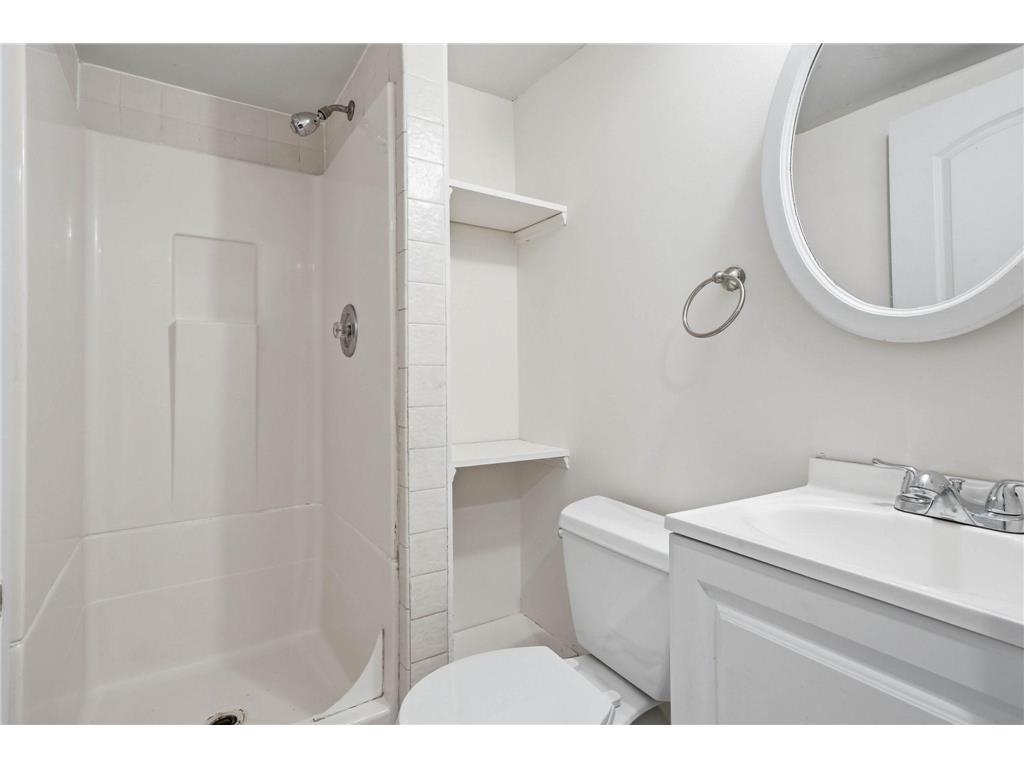 5148 Logan Avenue N Minneapolis MN 55430 7069383 image21