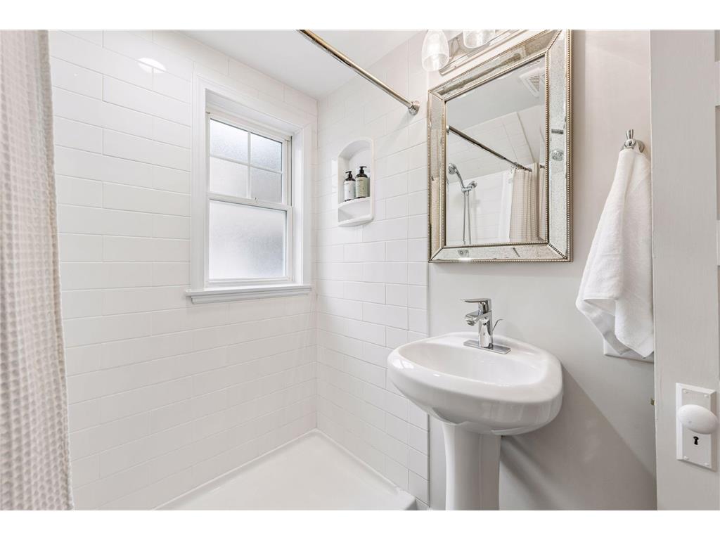 5148 Upton Avenue S Minneapolis MN 55410 7070875 image27