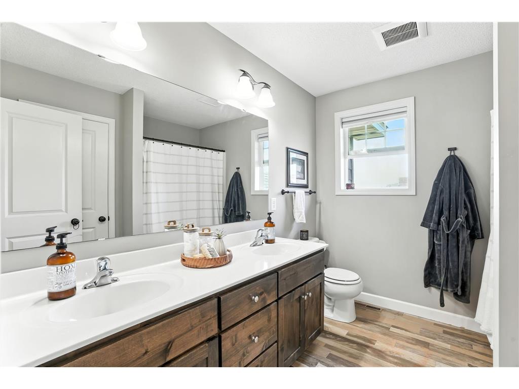 5148 White Star Lane Woodbury MN 55129 6772981 image28