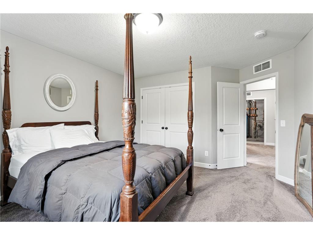 5148 White Star Lane Woodbury MN 55129 6772981 image35