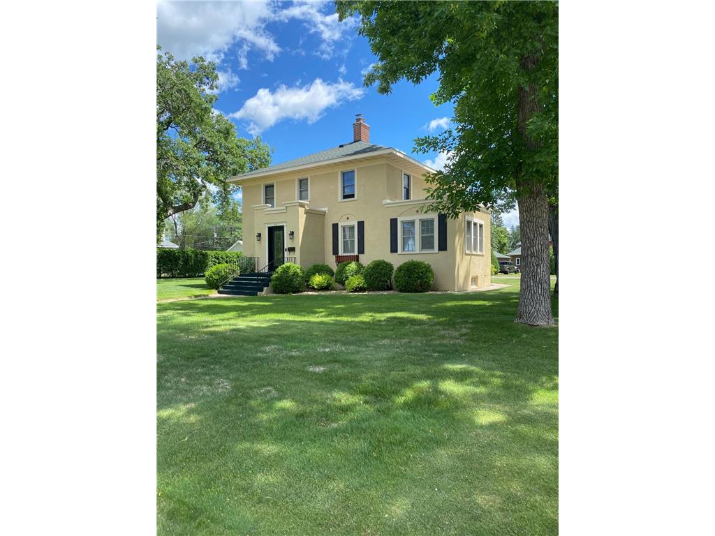 515 2nd Street SE, Little Falls, MN 56345 MLS 6225867 Edina Realty