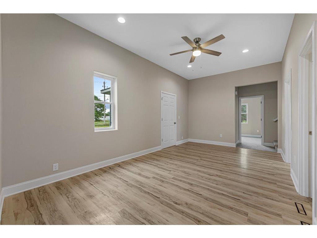 515 Benzel Avenue SW Madelia MN 56062 7075903 image13