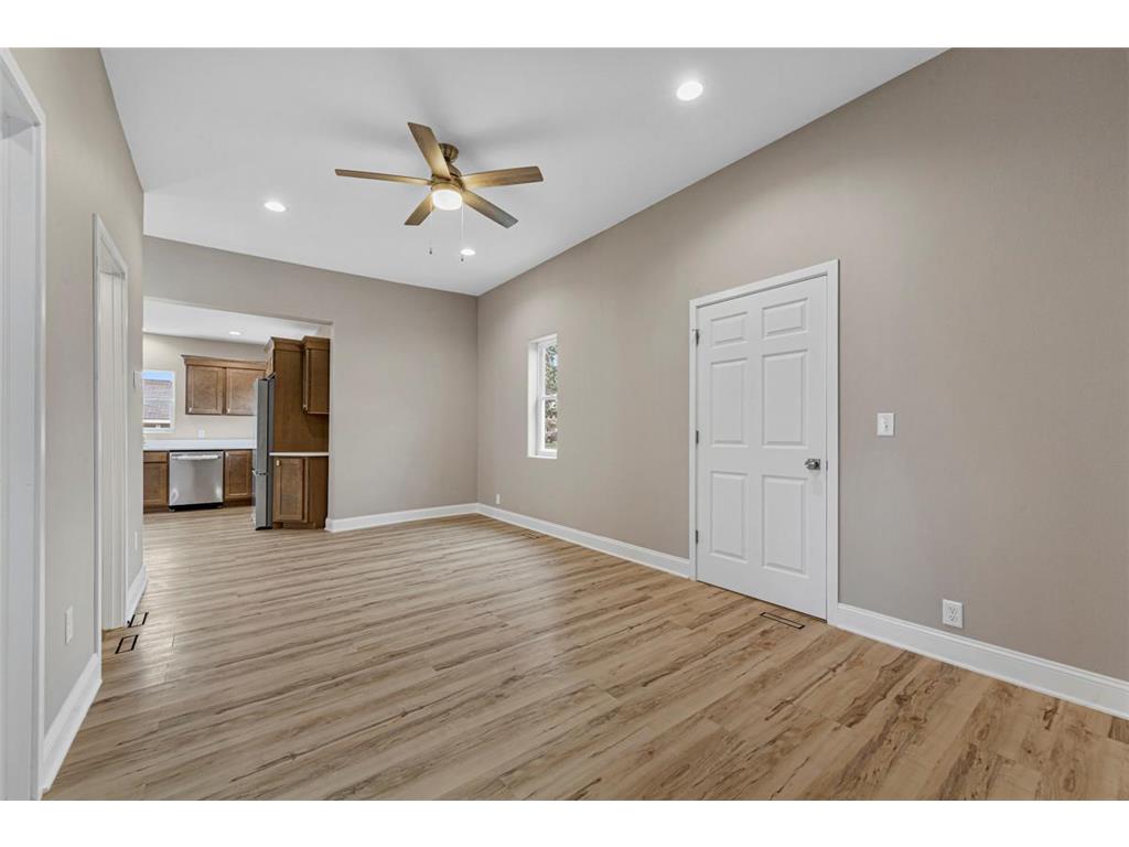 515 Benzel Avenue SW Madelia MN 56062 7075903 image15