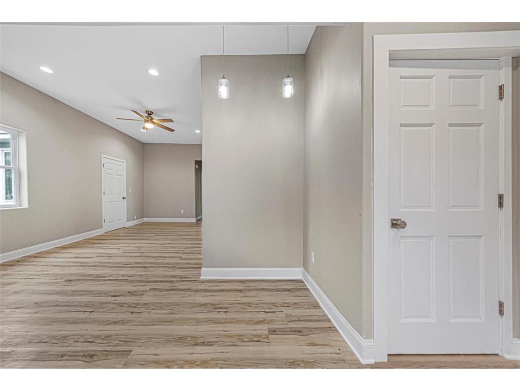 515 Benzel Avenue SW Madelia MN 56062 7075903 image24