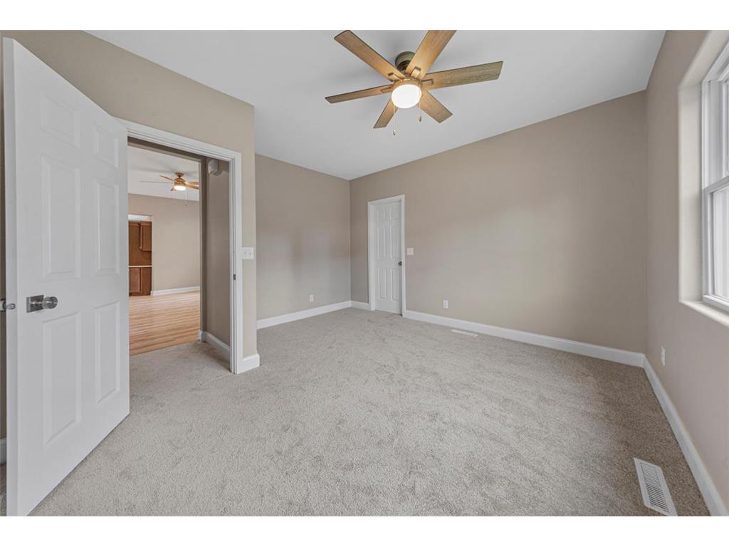 515 Benzel Avenue SW Madelia MN 56062 7075903 image28