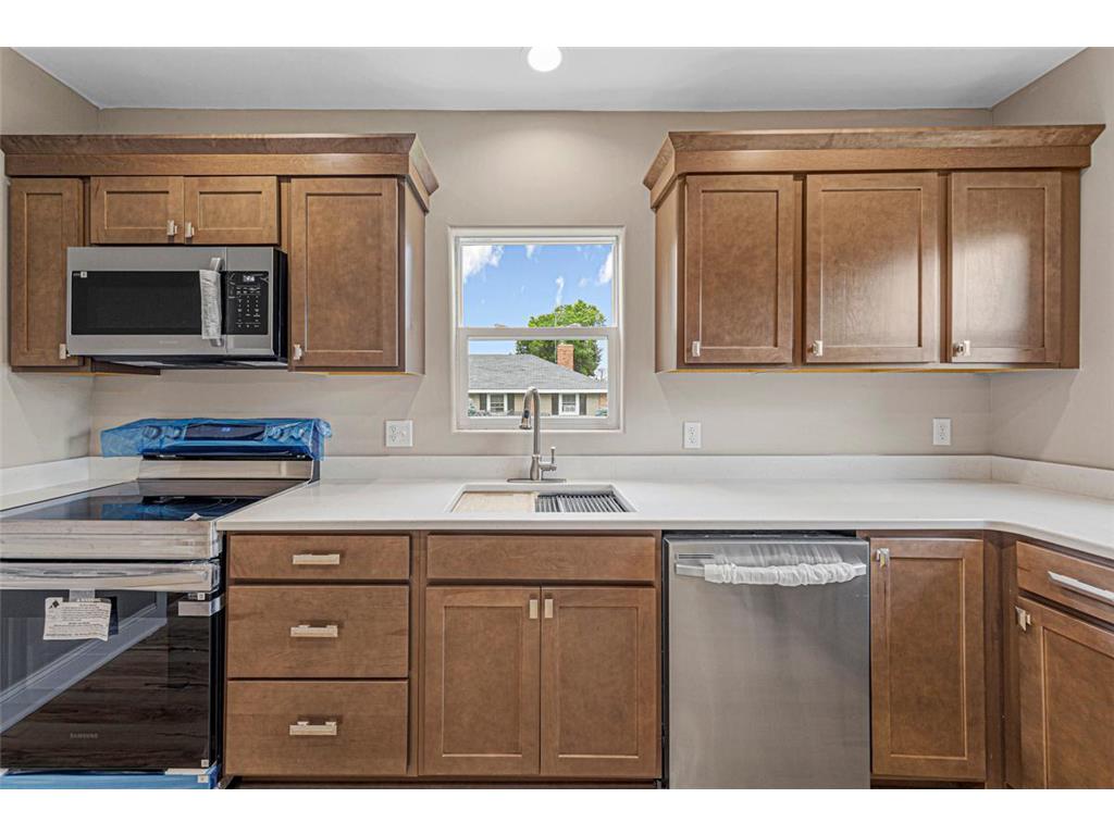 515 Benzel Avenue SW Madelia MN 56062 7075903 image8