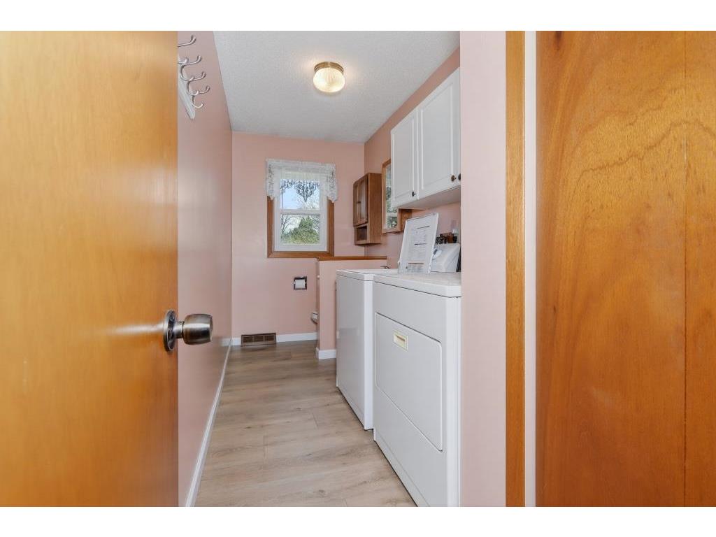 515 Columbus Avenue Cohasset MN 55721 7076096 image20