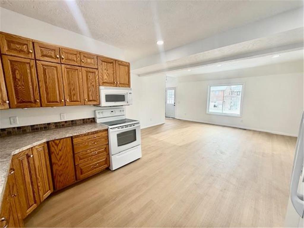 515 E Spring Street Redwood Falls MN 56283 7009749 image10